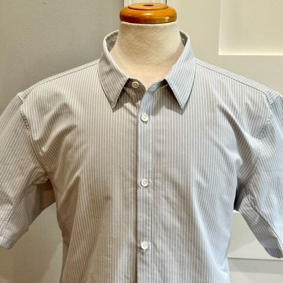 Lululemon Athletica Striped Short Sleeve Dress Shirt. XL. - Picture 1 of 6